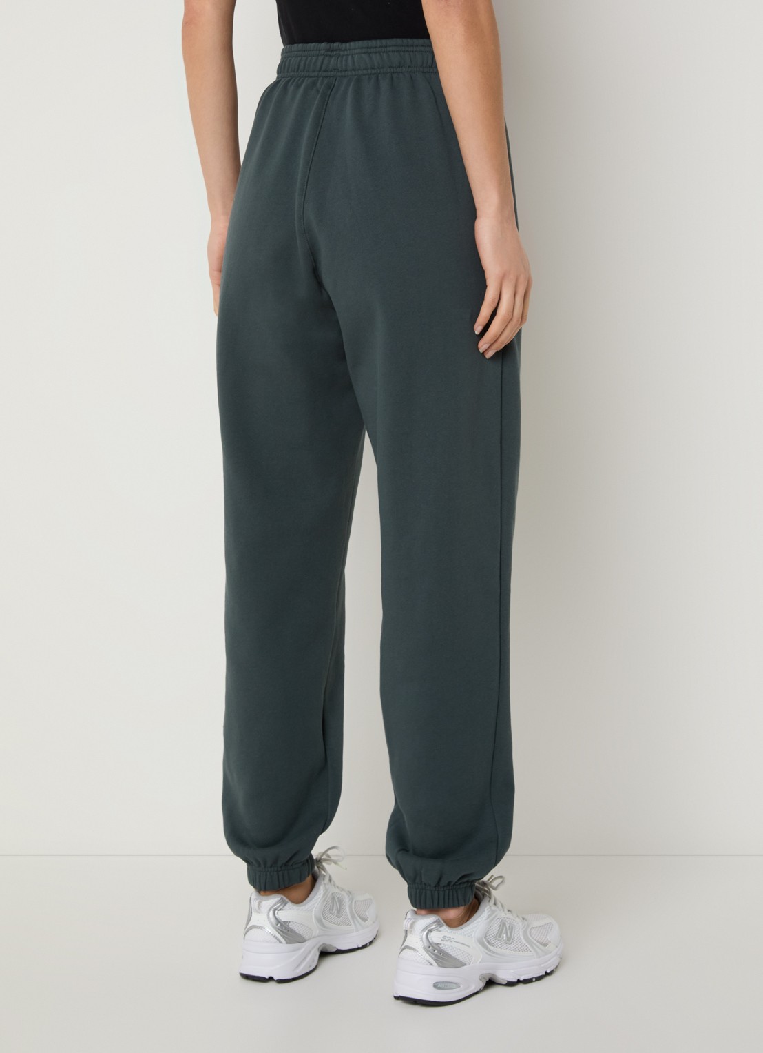 Björn Borg Studio high waist joggingbroek met steekzakken - achterkant 2 donkergroen