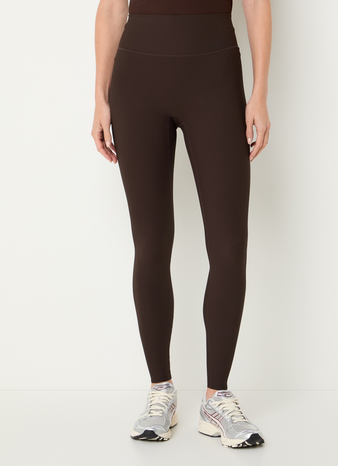 Björn Borg Studio high waist skinny fit trainingslegging met ribstructuur - detail bruin