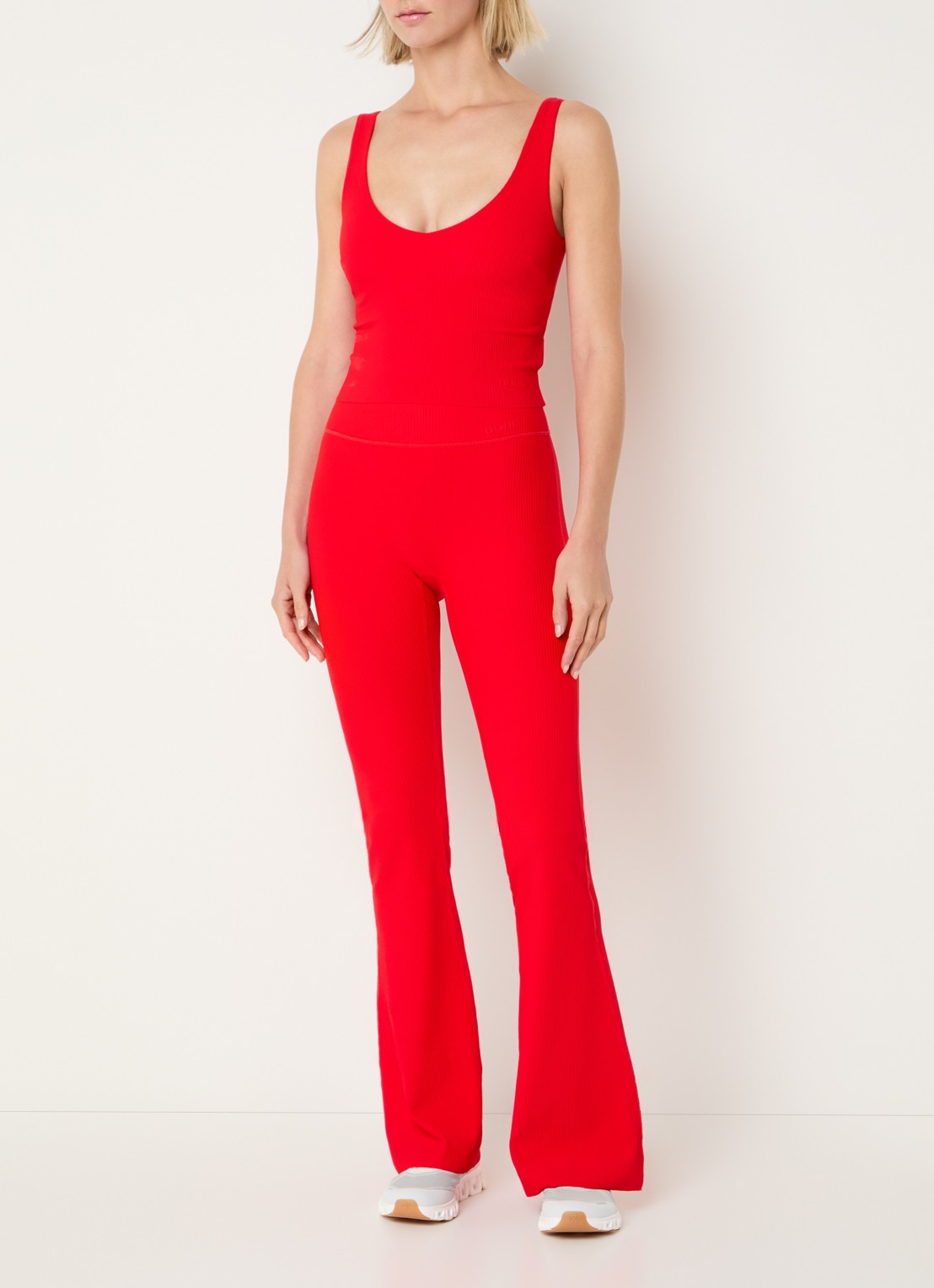 Björn Borg Studio sport bh met ribstructuur en medium support - voorkant 3 rood