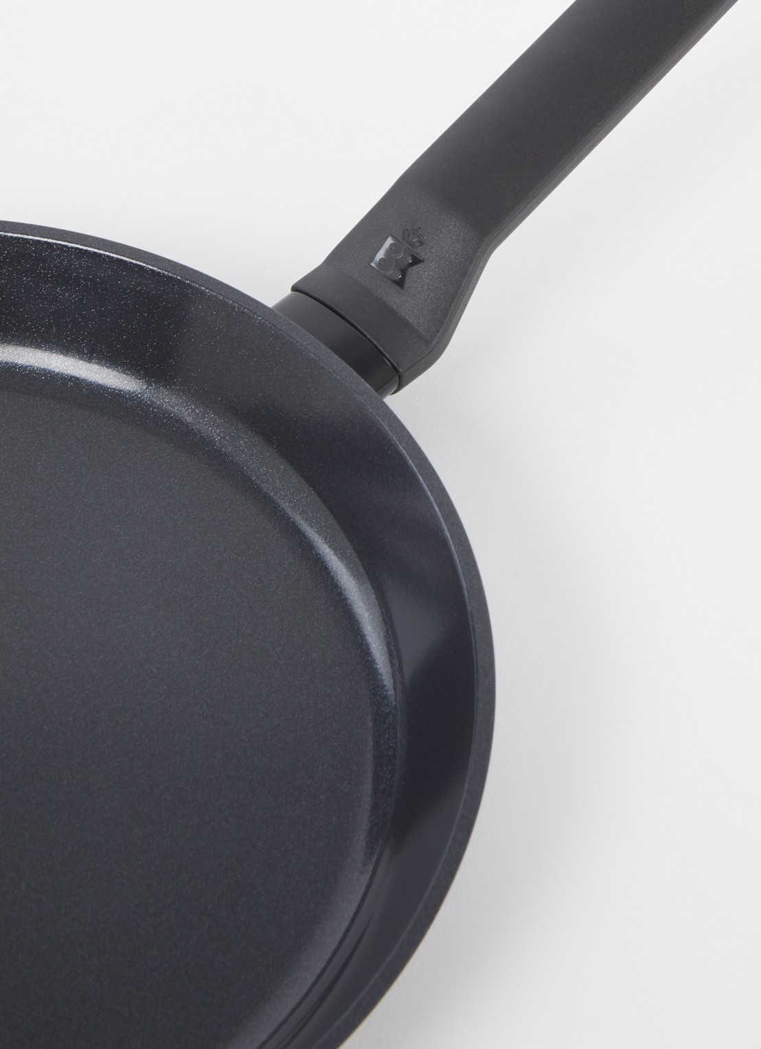 BK Easy Induction pannenkoekenpan Ø28 cm - voorkant 2 zwart