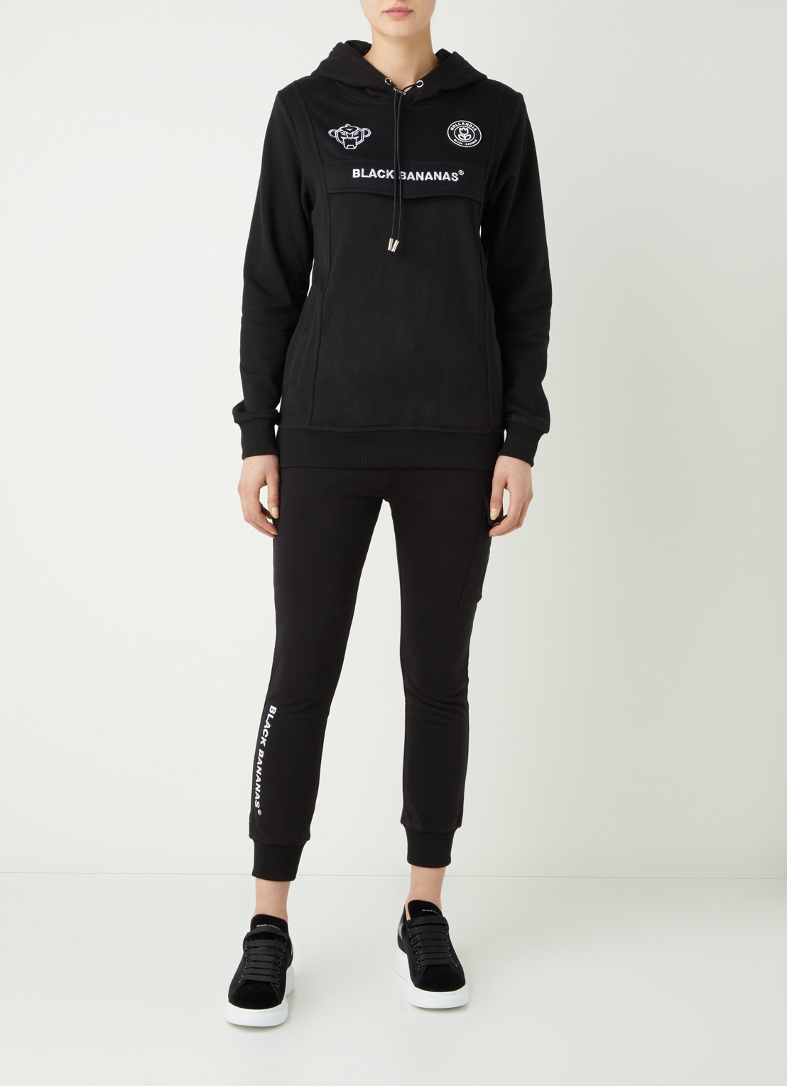 Black Bananas Hoodie met steekzakken en logoborduring - voorkant 3 zwart