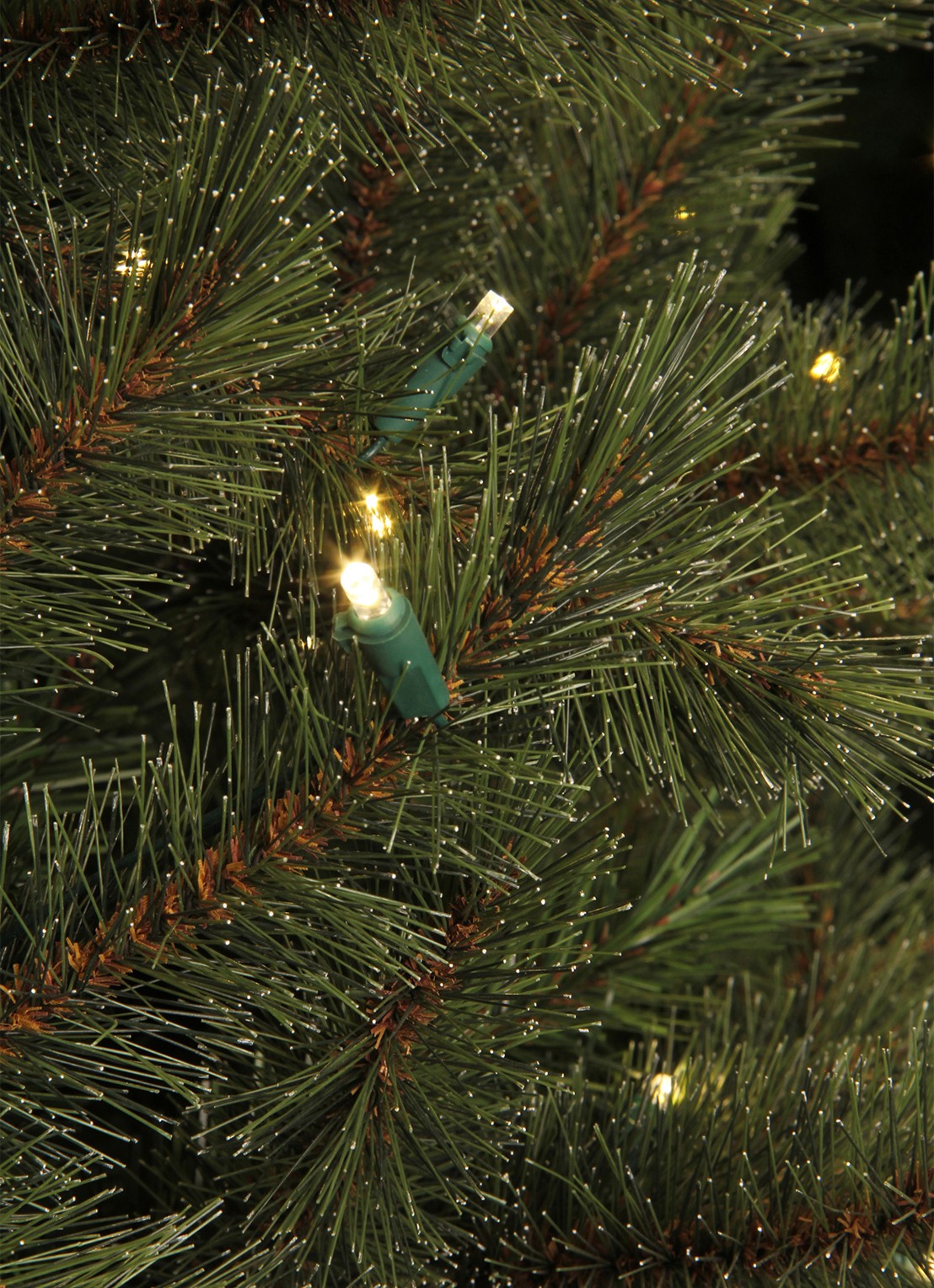 Black box Toronto kunstkerstboom met LED verlichting 155 cm - achterkant donkergroen