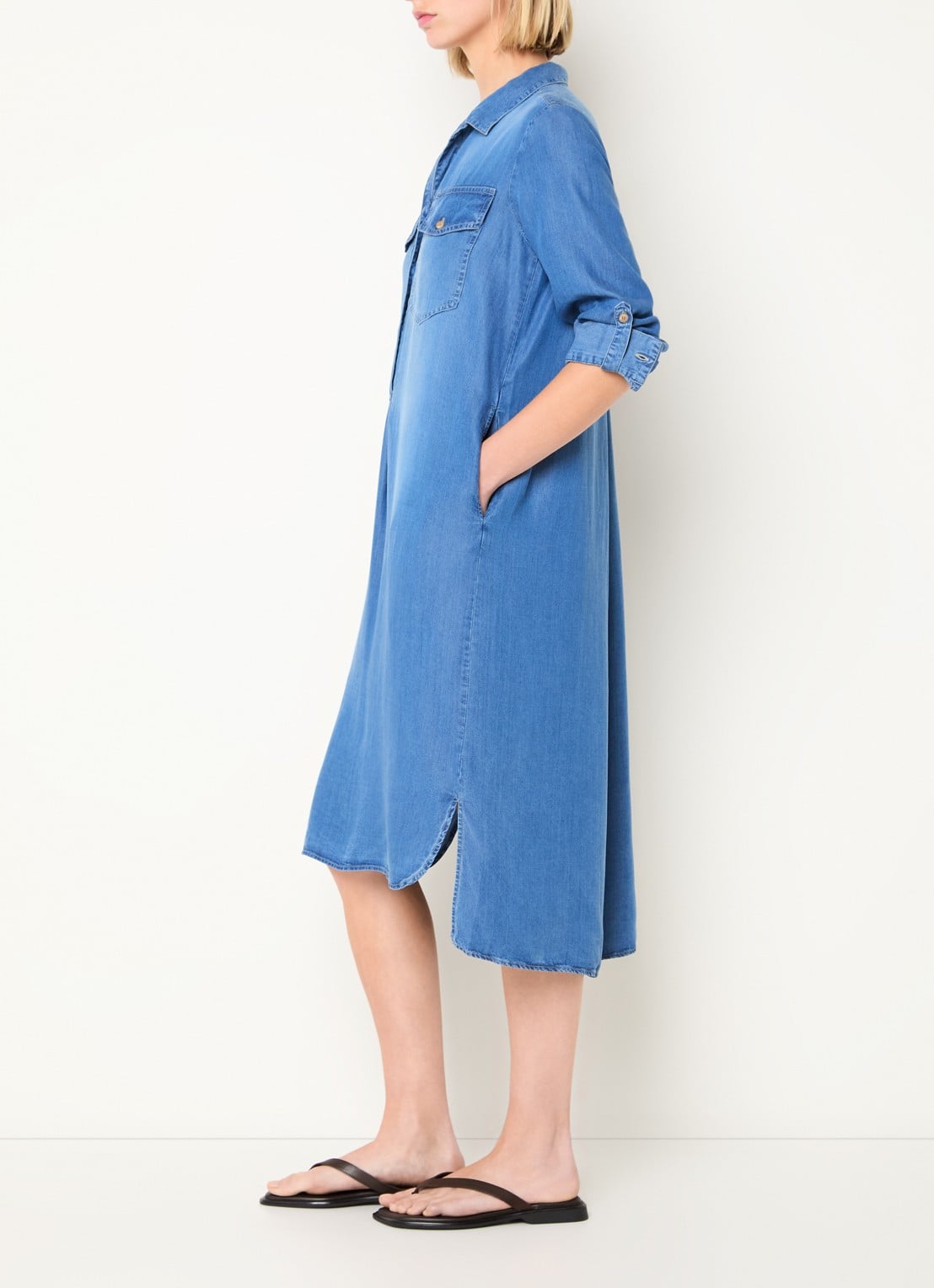 BLLMR Karina midi tuniekjurk van chambray met borstzakken - voorkant 3 blauw