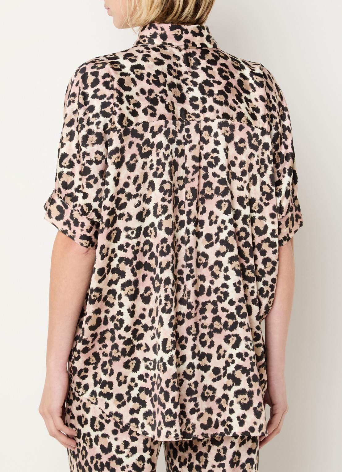 BLLMR Marina blouse met panterprint - achterkant lichtbruin