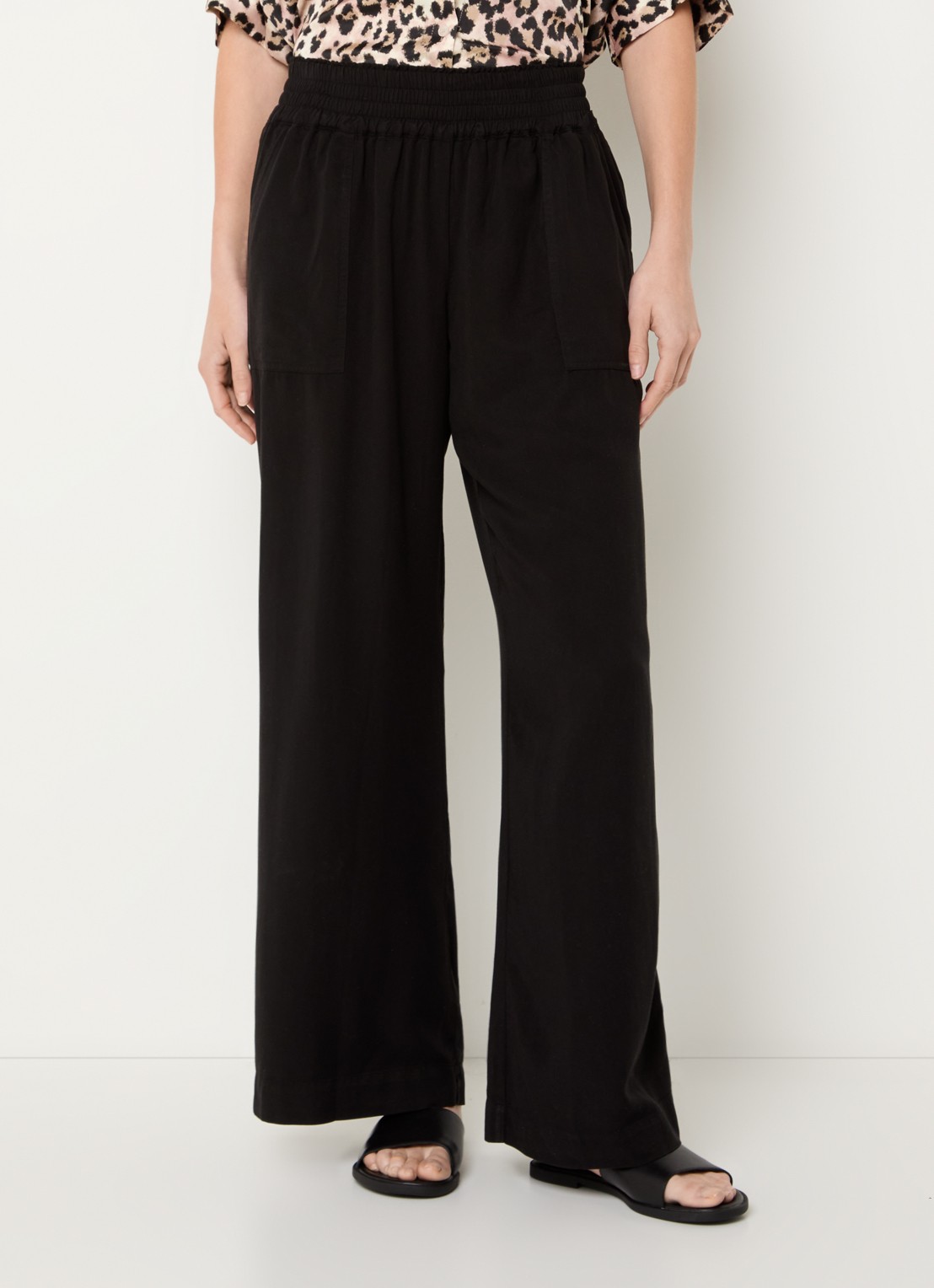 BLLMR Stella high waist straight fit pantalon met opgestikte zakken - detail 3 zwart