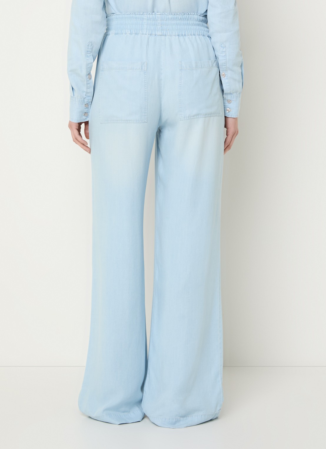 BLLMR Stella high waist wide fit broek van chambray - achterkant 3 lichtblauw