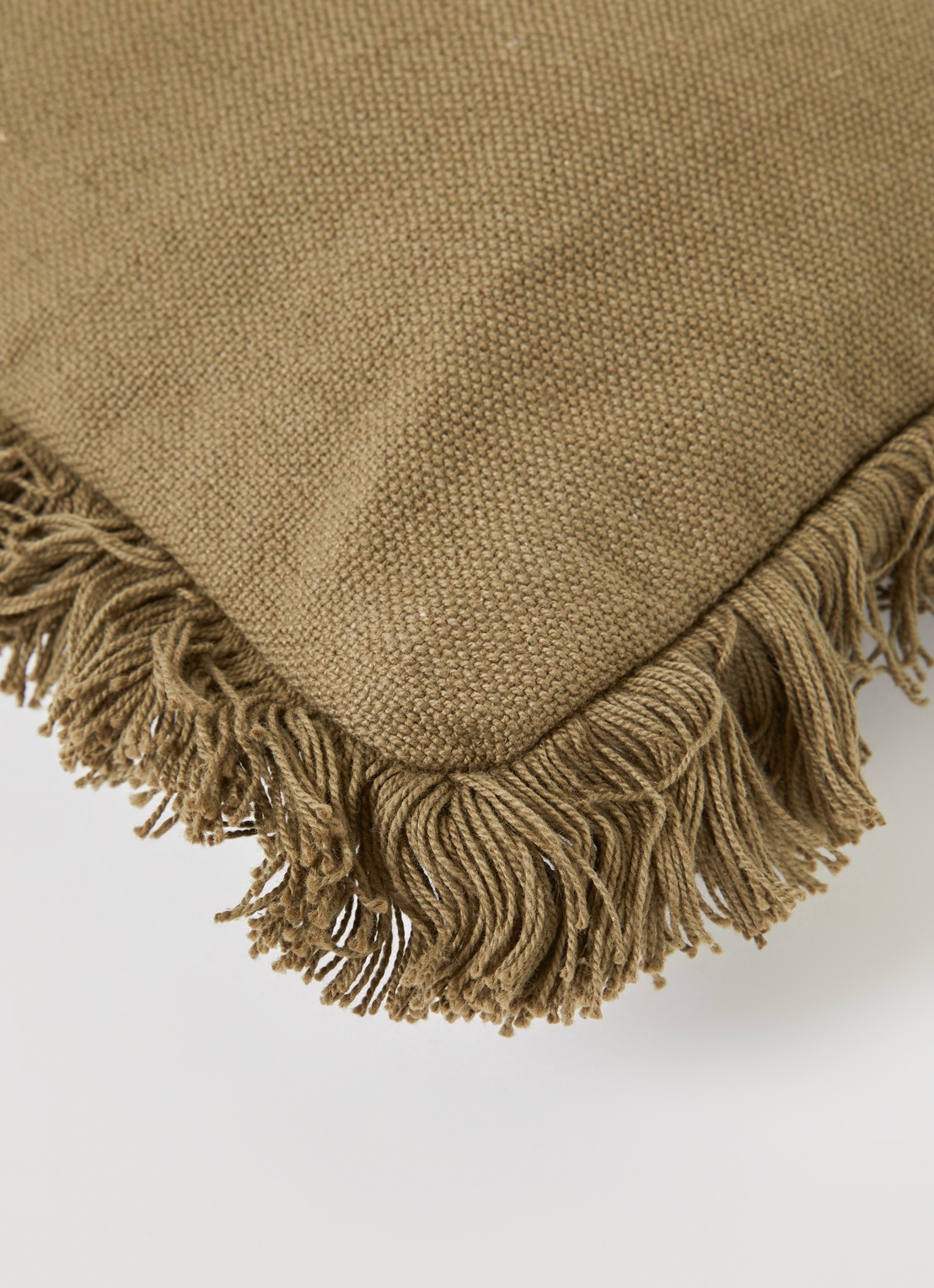 Bloomingville Dee sierkussen 90 x 35 cm - detail 3 legergroen