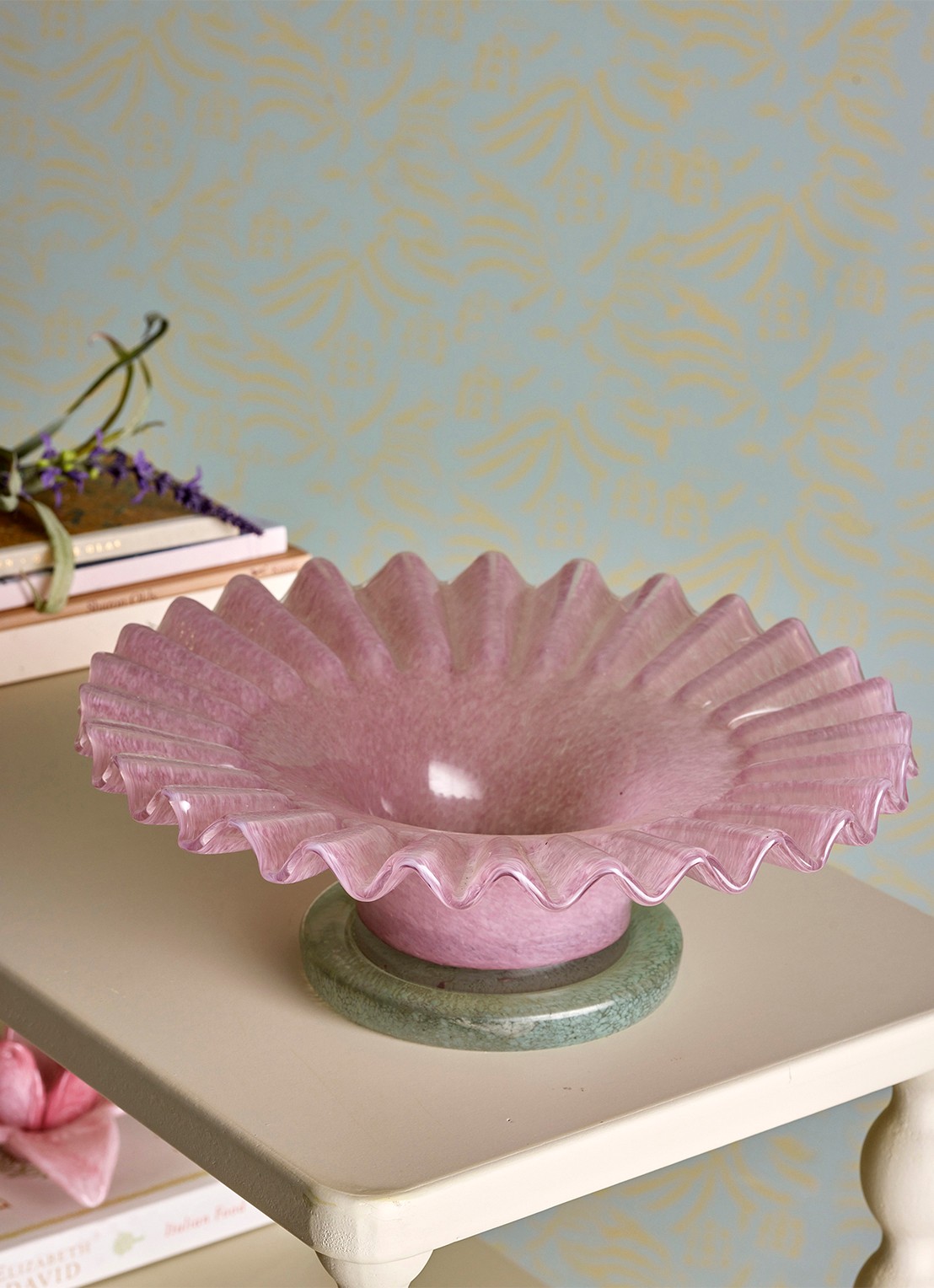 Bloomingville Lemon schaal 29 cm - voorkant 5 roze