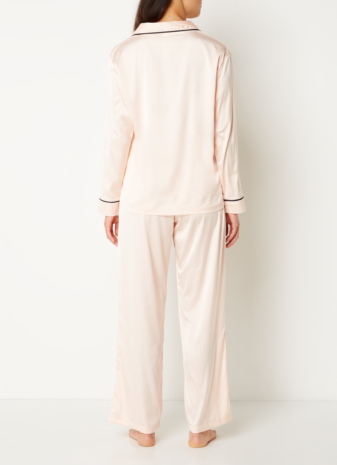 Bluebella Claudia pyjamaset van satijn  - achterkant roze