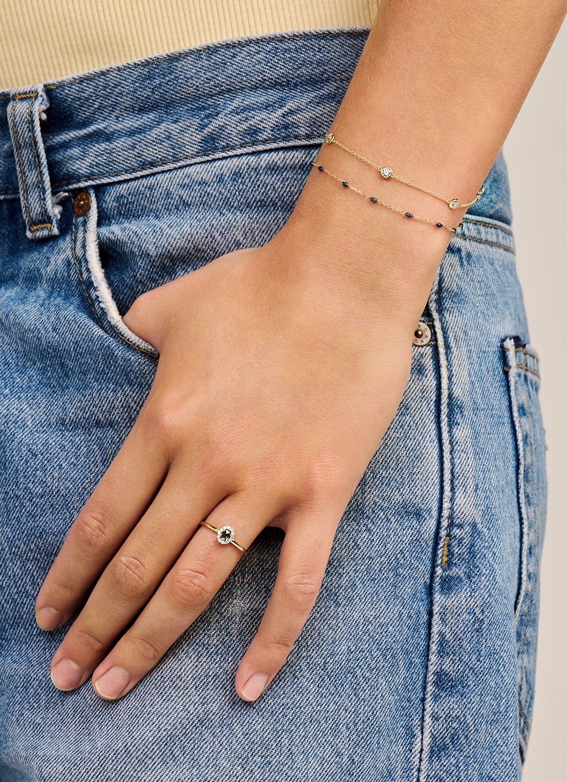 Blush Ring van 14 karaat geelgoud met topaas 1258YLB - detail goud
