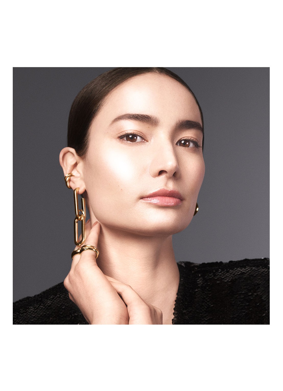 Bobbi Brown Intensive Skin Serum Foundation SPF 40 - detail 5 walnut
