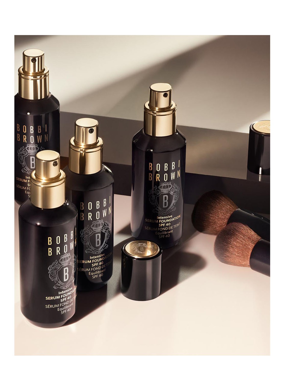 Bobbi Brown Intensive Skin Serum Foundation SPF 40 - detail 7 walnut