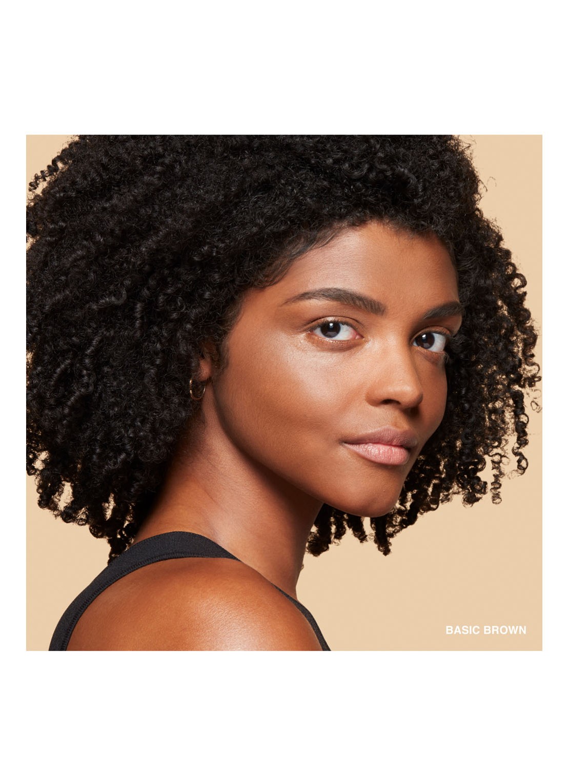 Bobbi Brown Sheer Finish Pressed Powder - poeder - detail 7 basic brown
