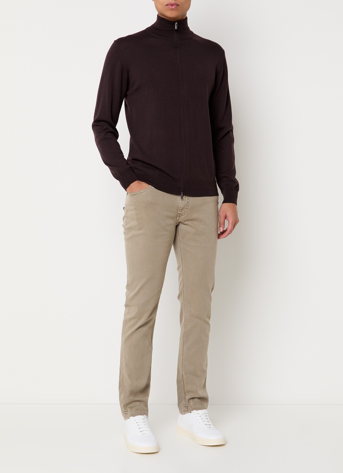 Boggi Milano Claude slim fit jeans met gekleurde wassing - voorkant 2 beige