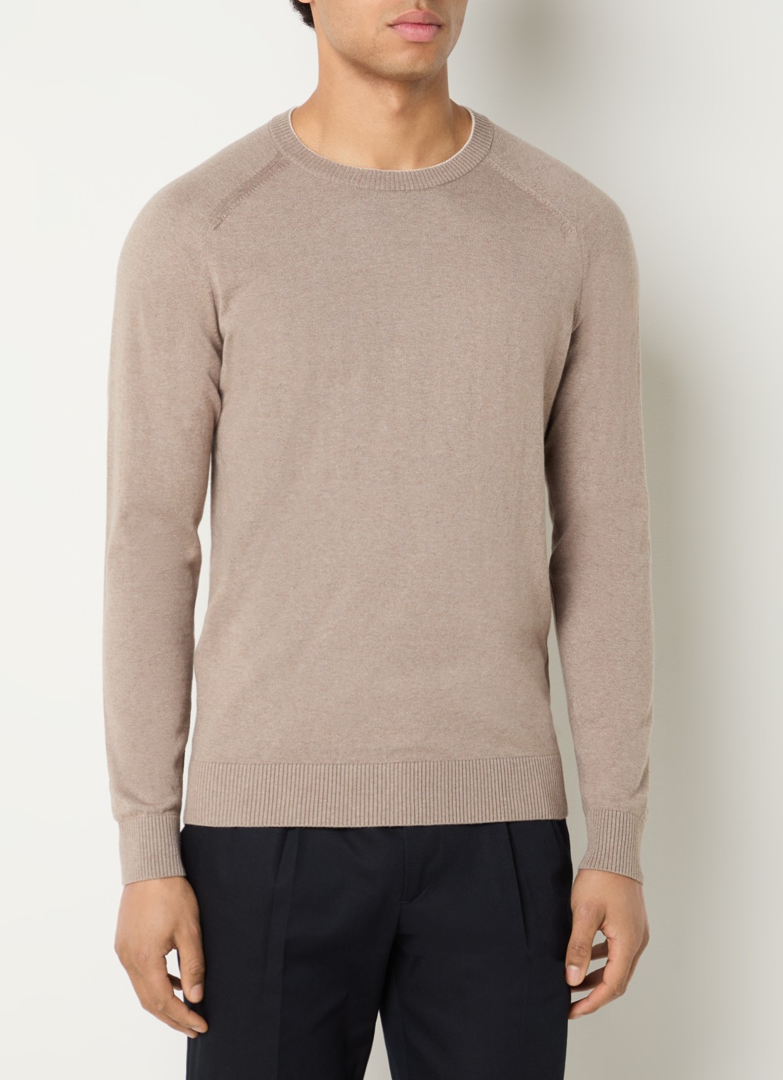 Boggi Milano Fijngebreide pullover in kasjmierblend met ronde hals - detail 3 donkerbeige