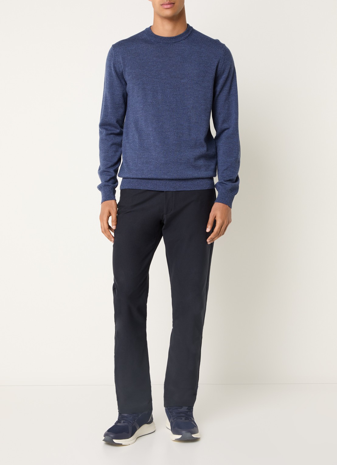 Boggi Milano Fijngebreide pullover van wol met ronde hals - voorkant 2 kobaltblauw