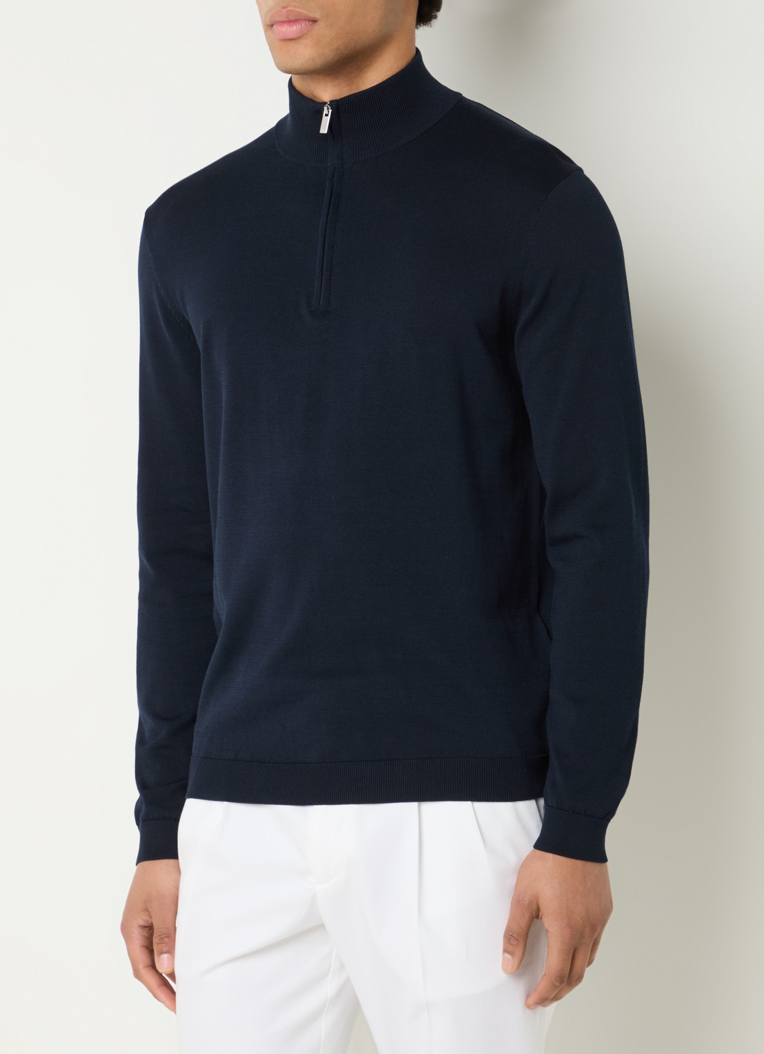 Boggi Milano Fijngebreide trui in zijdeblend met halve rits - detail 3 donkerblauw