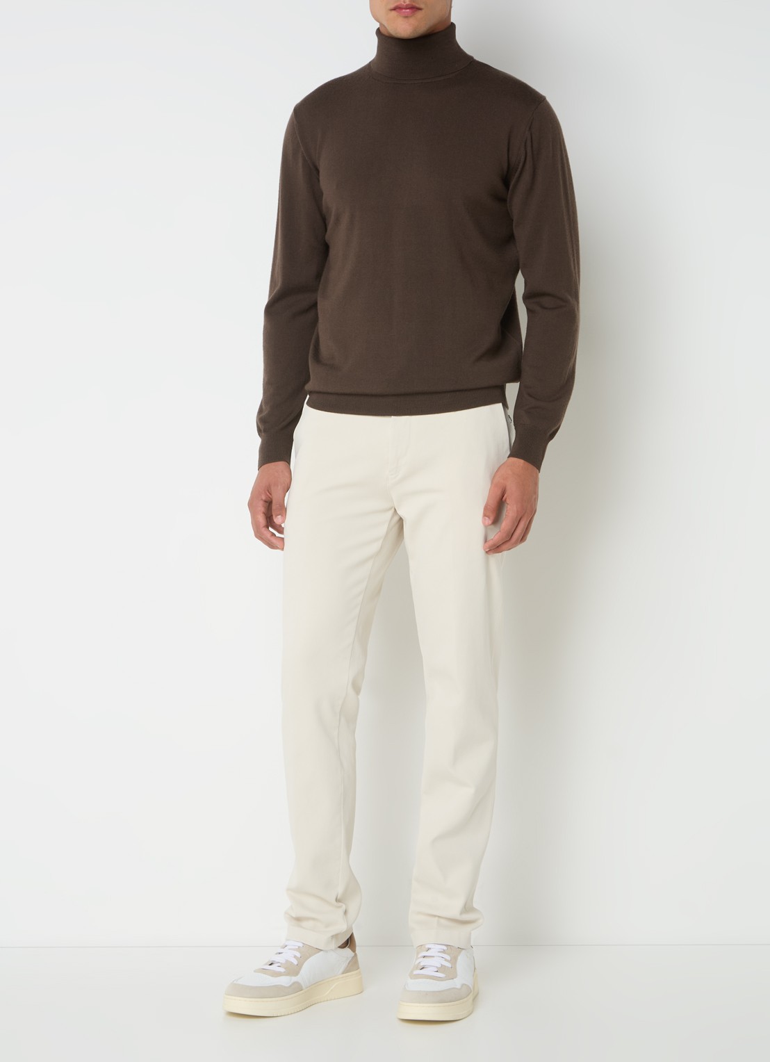Boggi Milano Slim fit chino met steekzakken - voorkant 2 gebroken wit