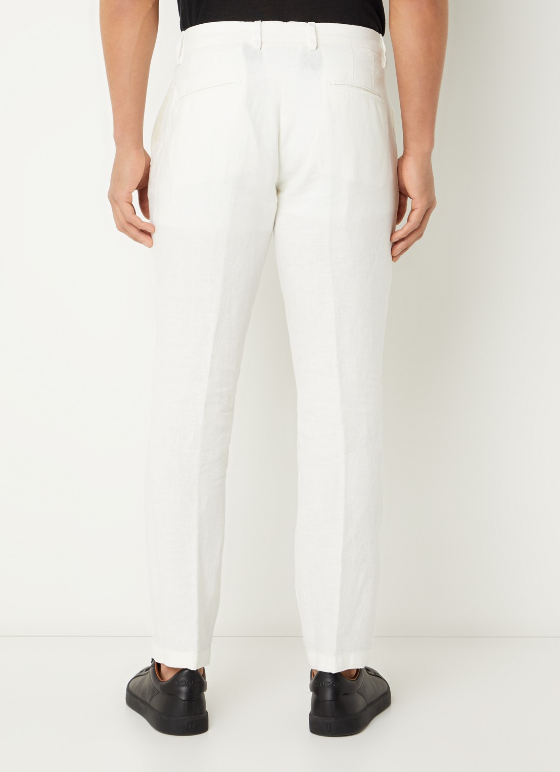 Boggi Milano Slim fit chino van linnen met steekzakken - achterkant 3 gebroken wit