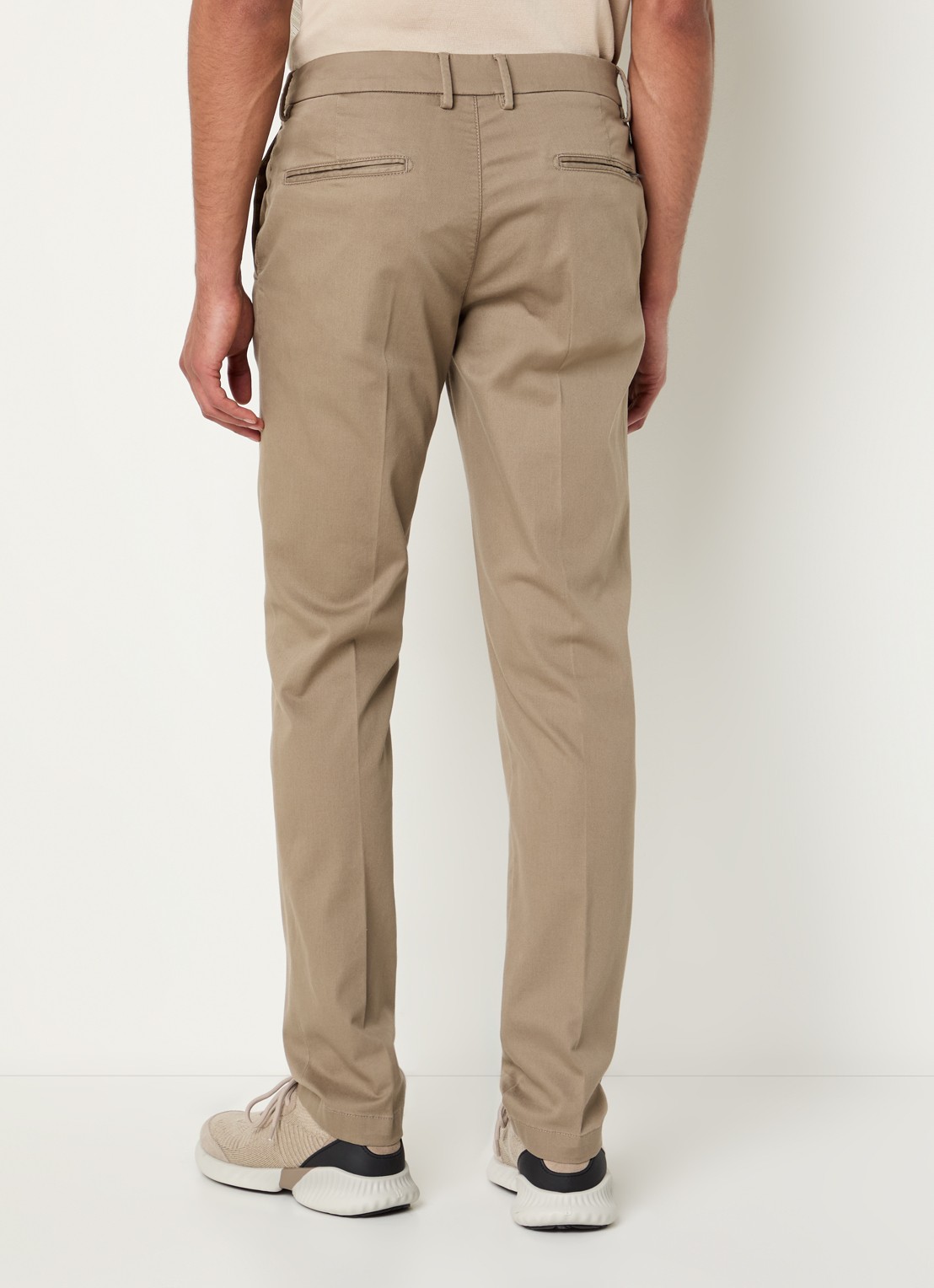 Boggi Milano Slim fit pantalon met steekzakken - achterkant 5 zand