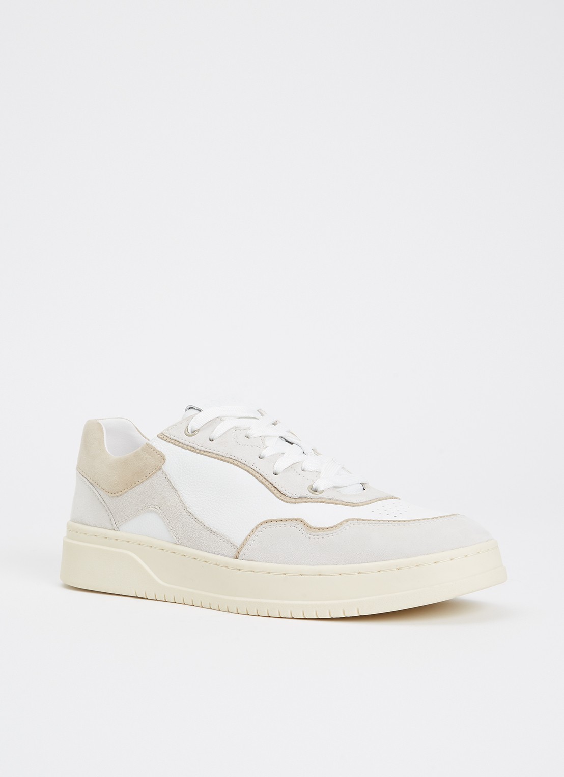 Boggi Milano Sneaker van leer met suède details - voorkant beige