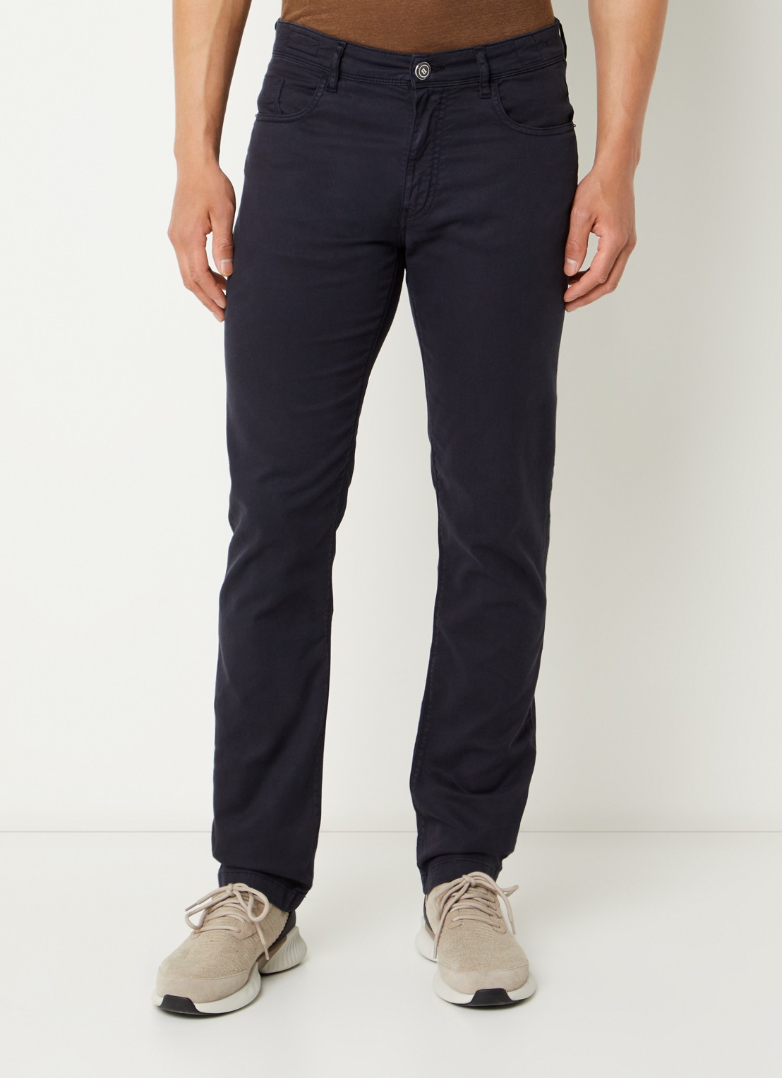 Boggi Milano Straight fit chino met steekzakken - detail 2 donkerblauw