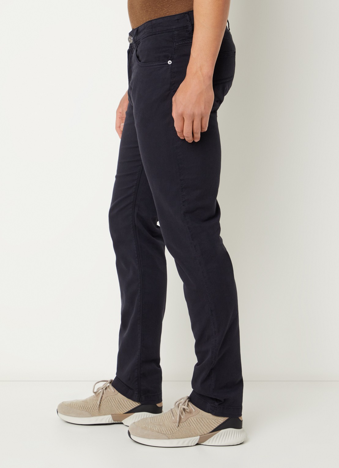 Boggi Milano Straight fit chino met steekzakken - detail 3 donkerblauw