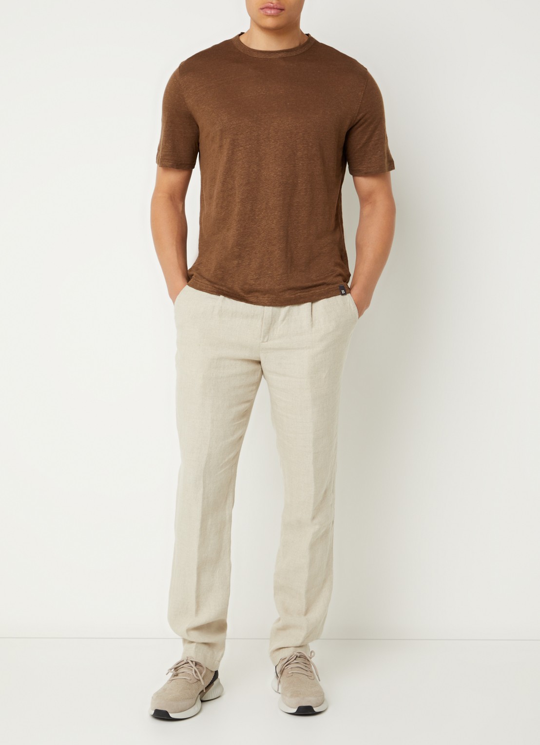 Boggi Milano Straight fit chino van linnen met steekzakken - voorkant 3 creme