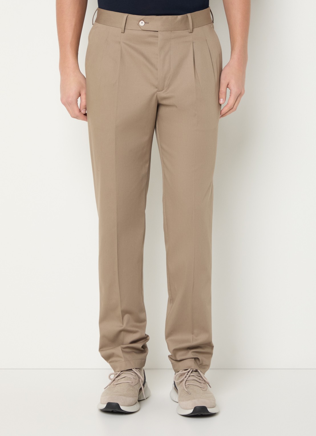 Boggi Milano Straight fit pantalon met persplooi en steekzakken - detail 3 bruin
