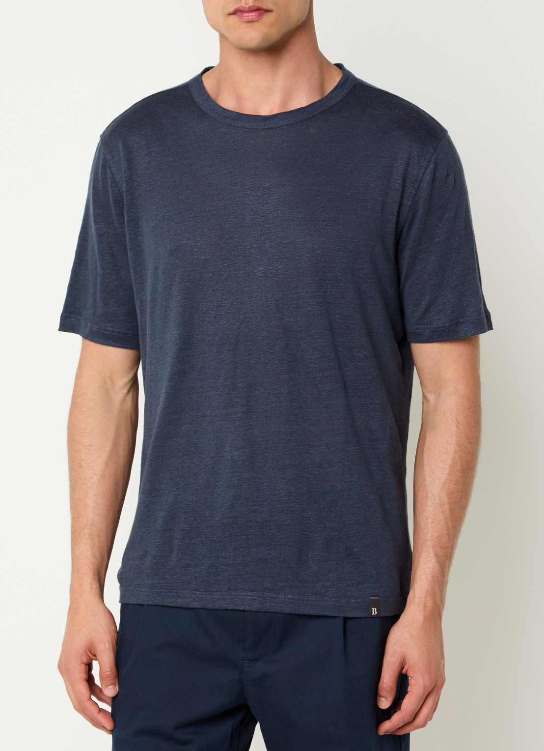Boggi Milano T-shirt in linnenblend met ronde hals - detail donkerblauw