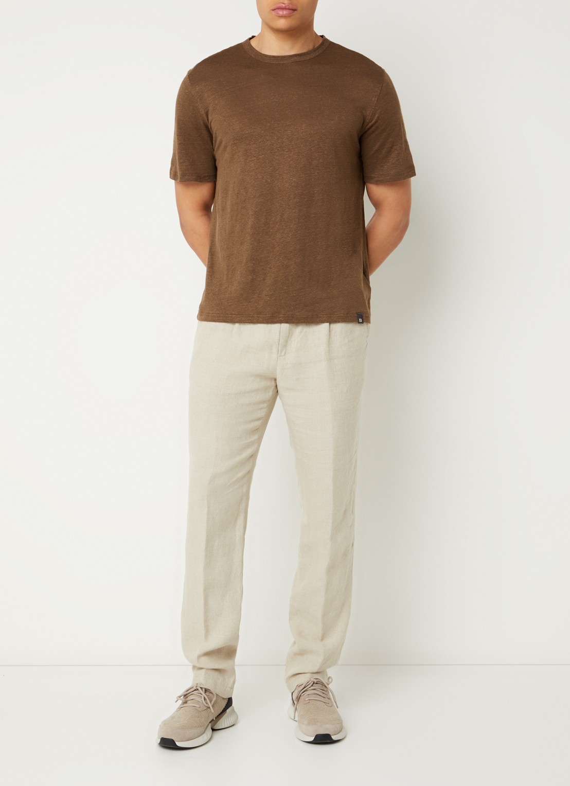 Boggi Milano T-shirt in linnenblend met ronde hals - voorkant 3 lichtbruin