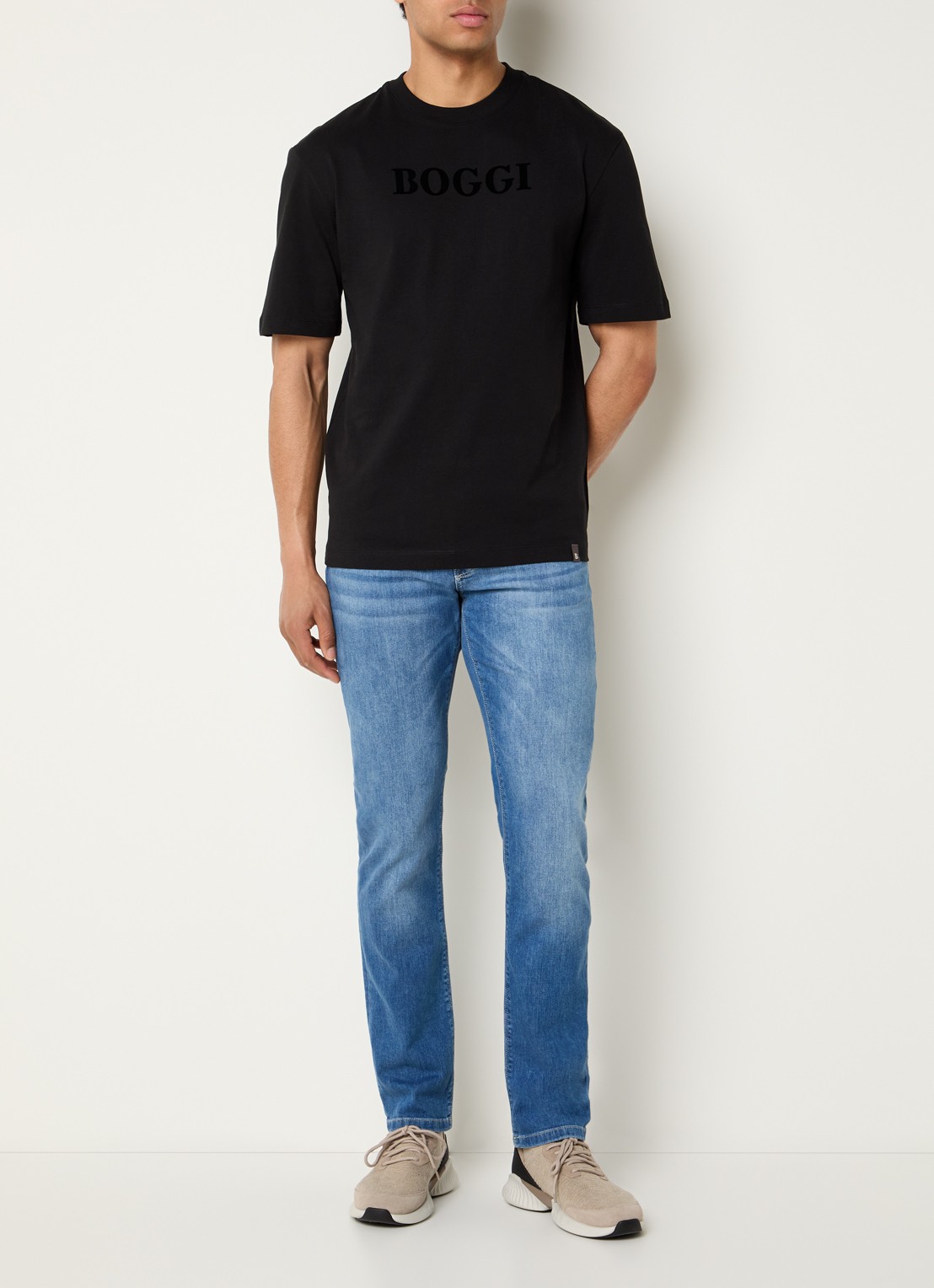Boggi Milano T-shirt met logoprint - voorkant 2 zwart