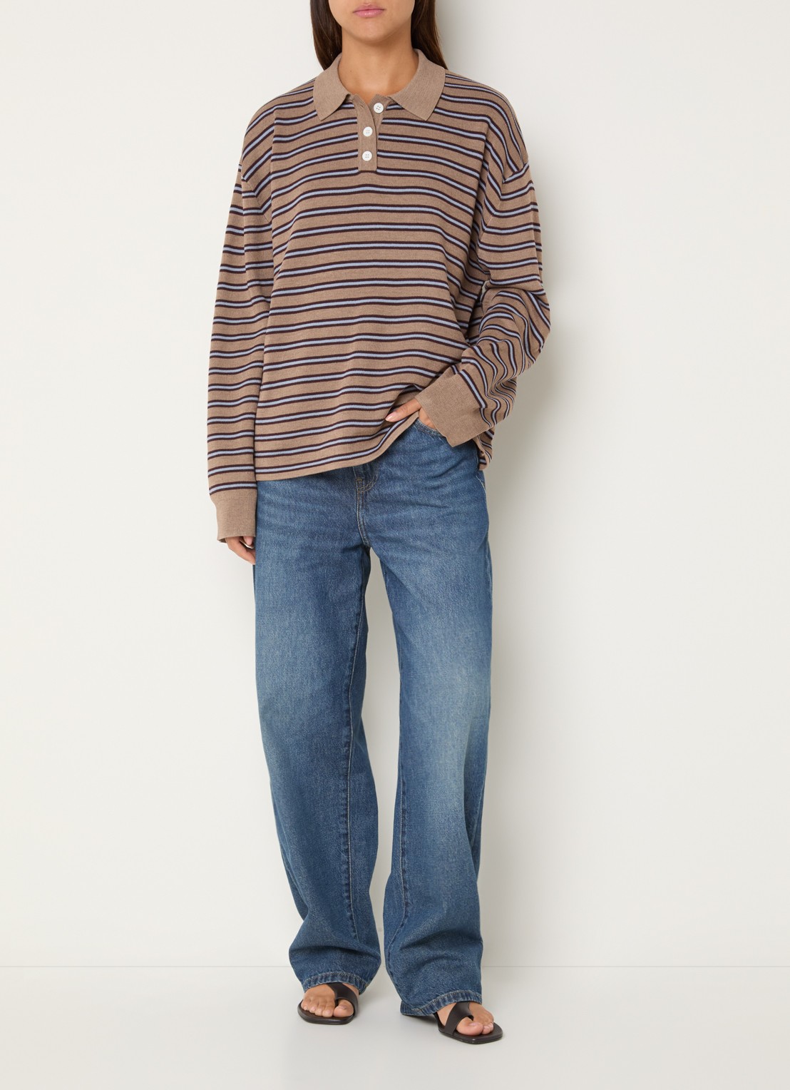 Boii Studios Adanne polo met streepprint - voorkant 2 beige