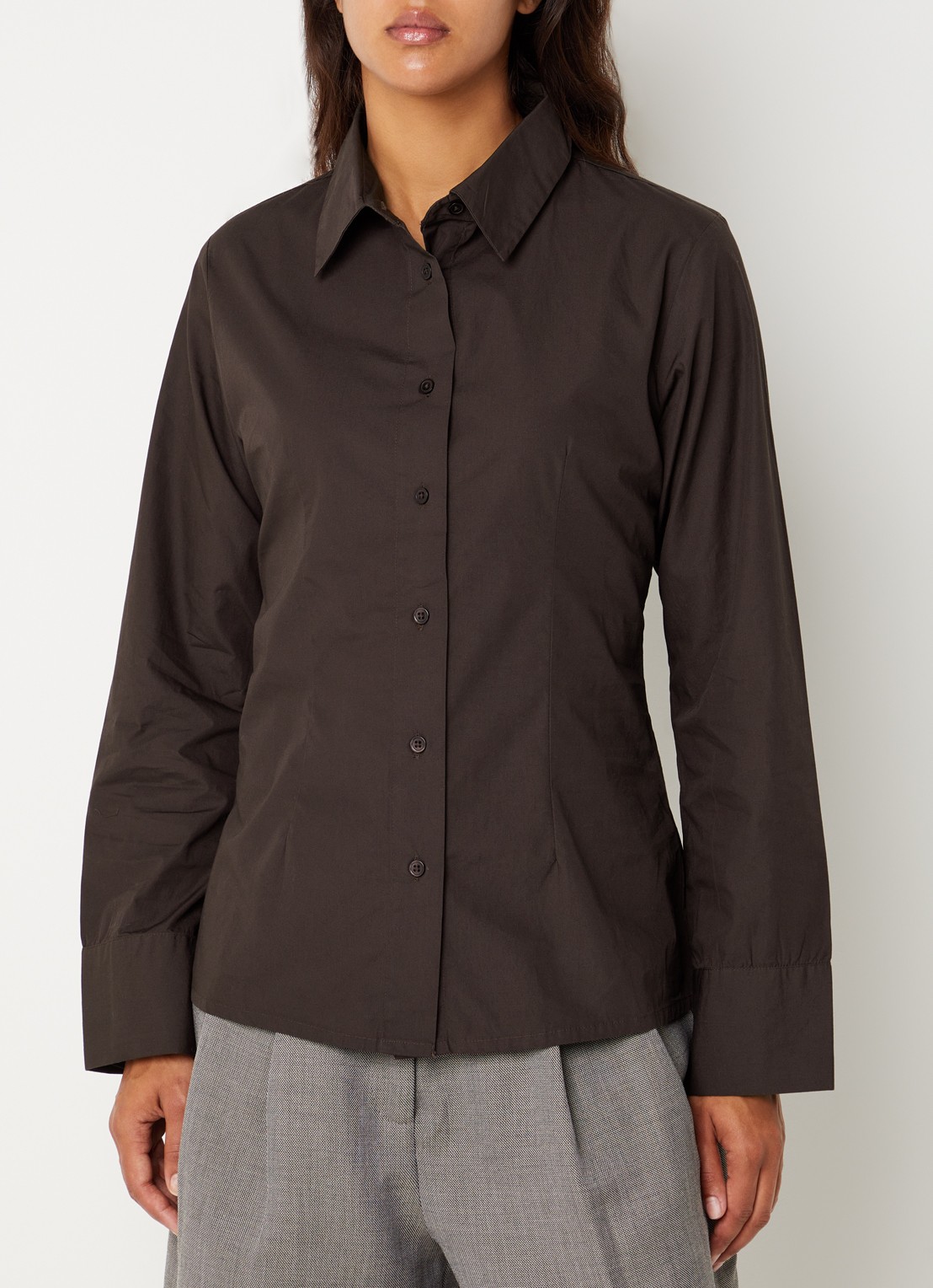 Boii Studios Bobbie blouse met kraag - detail 4 donkerbruin