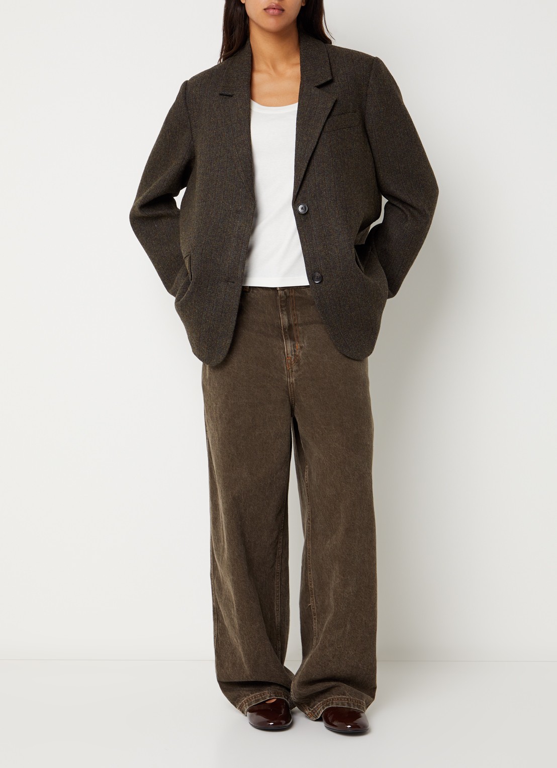 Boii Studios Solve oversized blazer in wolblend - voorkant 4 donkerbruin