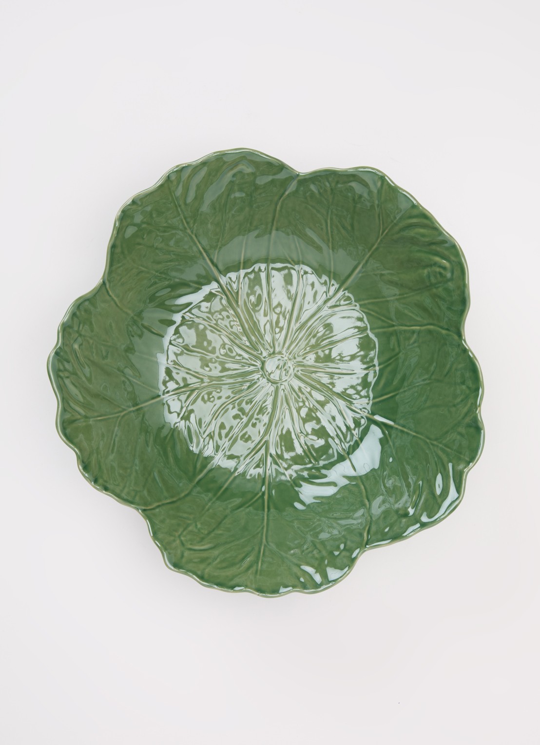 Bordallo Pinheiro Cabbage saladeschaal 28 cm - voorkant 2 donkergroen