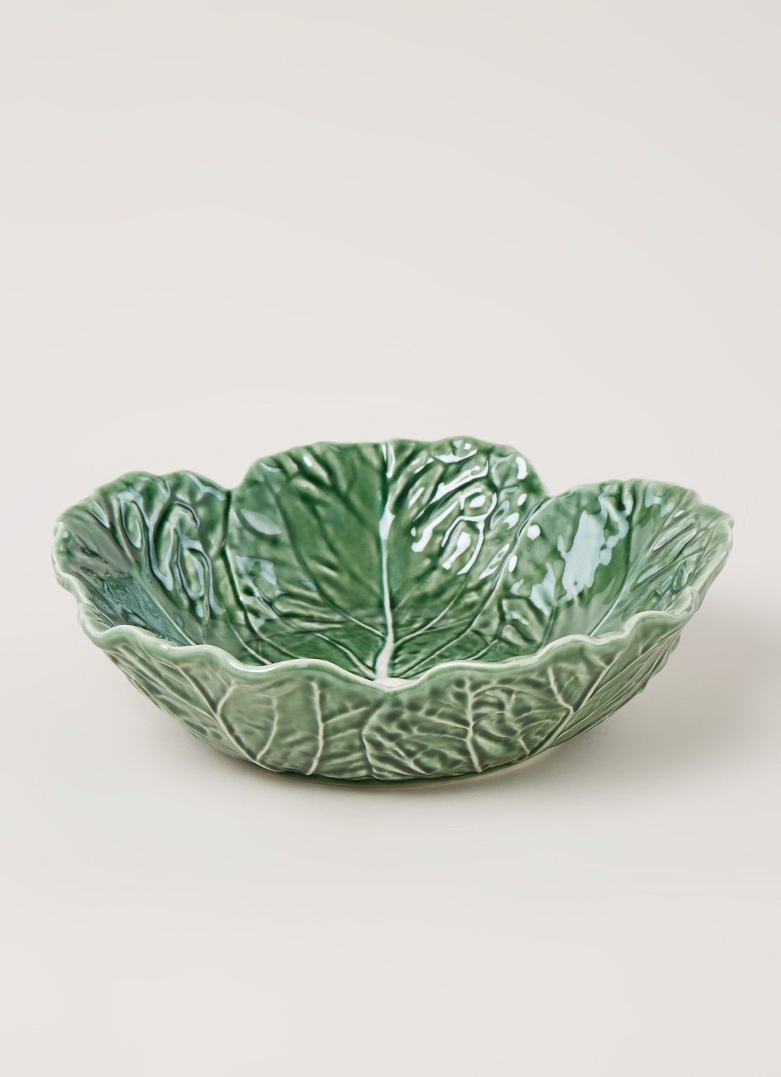 Bordallo Pinheiro Cabbage saladeschaal 29 cm - voorkant 2 groen