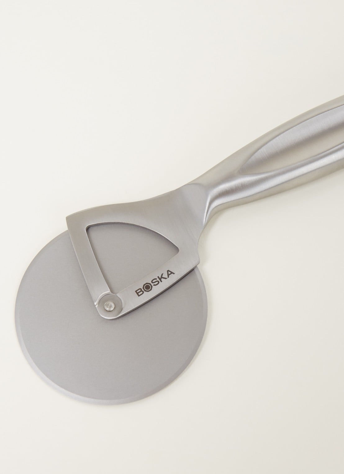 Boska Monaco pizzasnijder 21,5 cm - voorkant 2 zilver