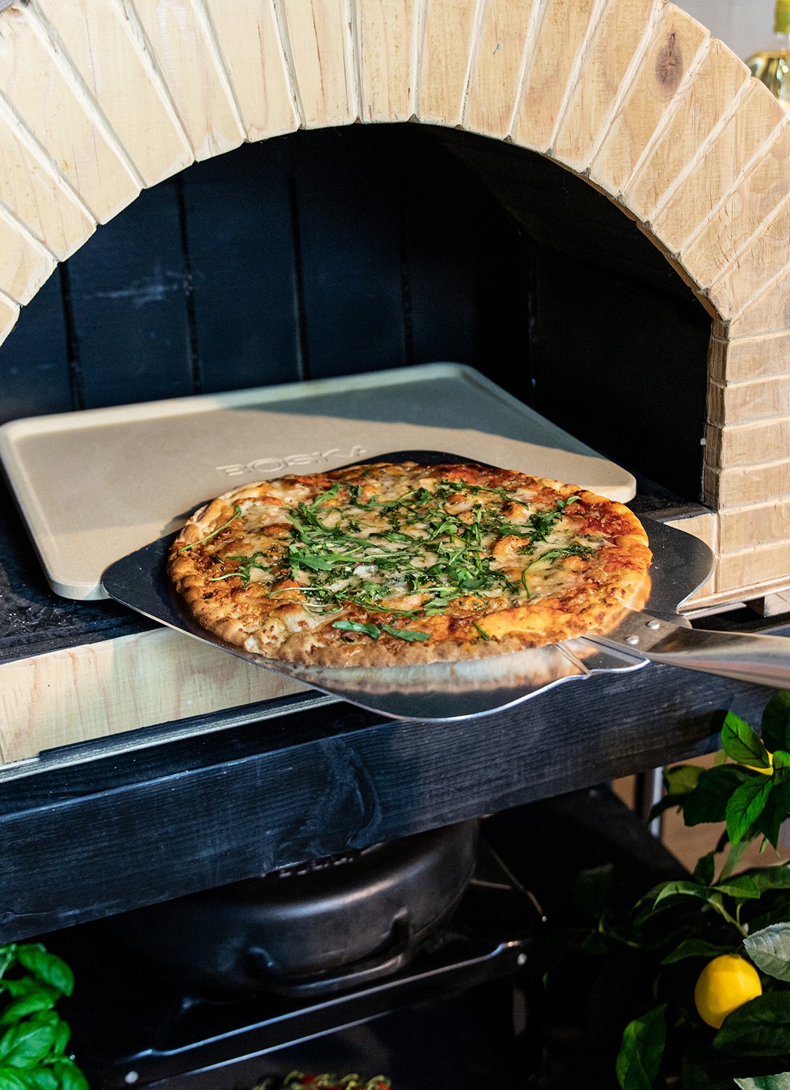 Boska Pizzasteen 32 x 40 cm - detail 3 gebroken wit