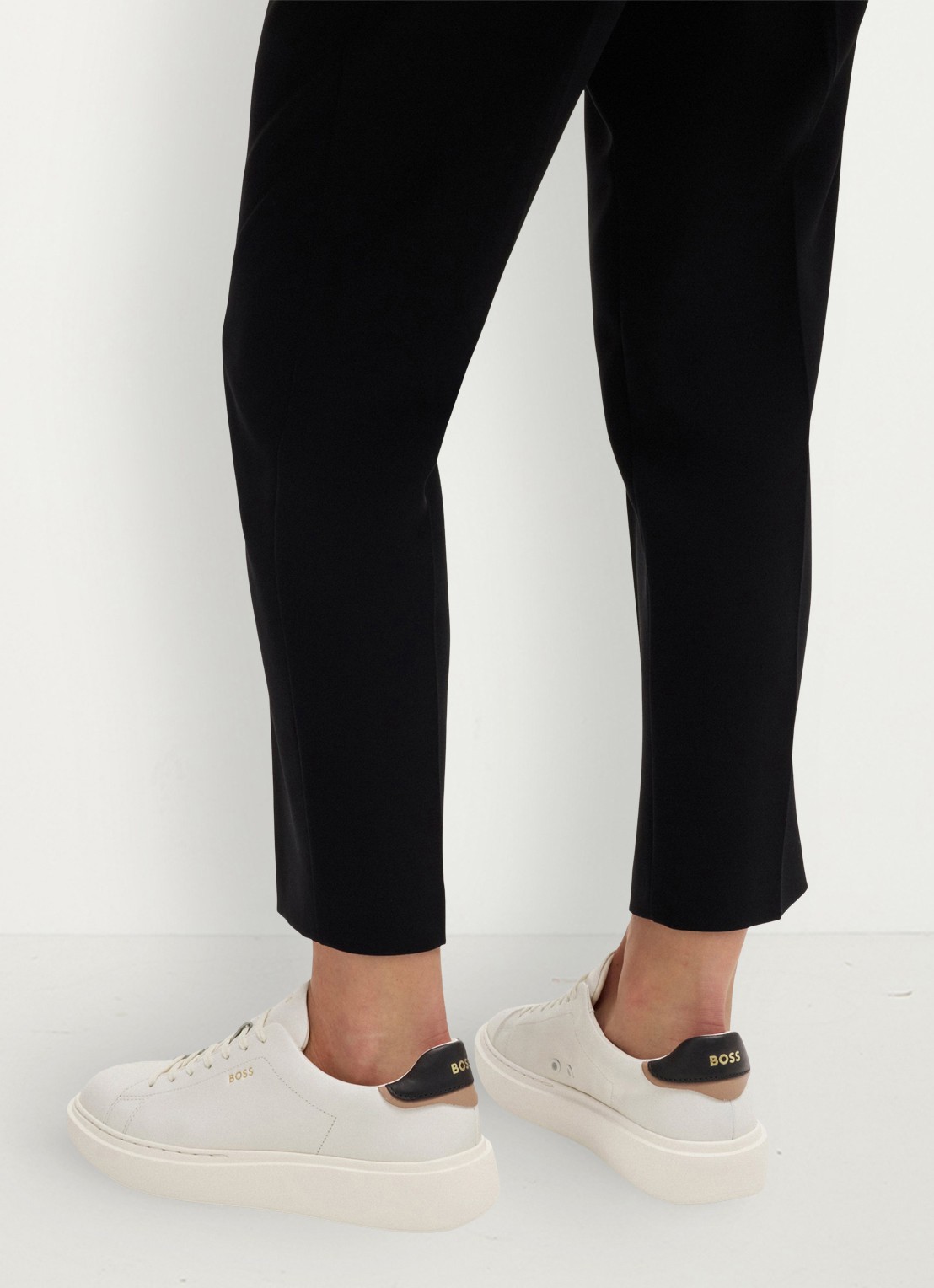 BOSS Amber Runn sneaker van leer - detail 3 gebroken wit