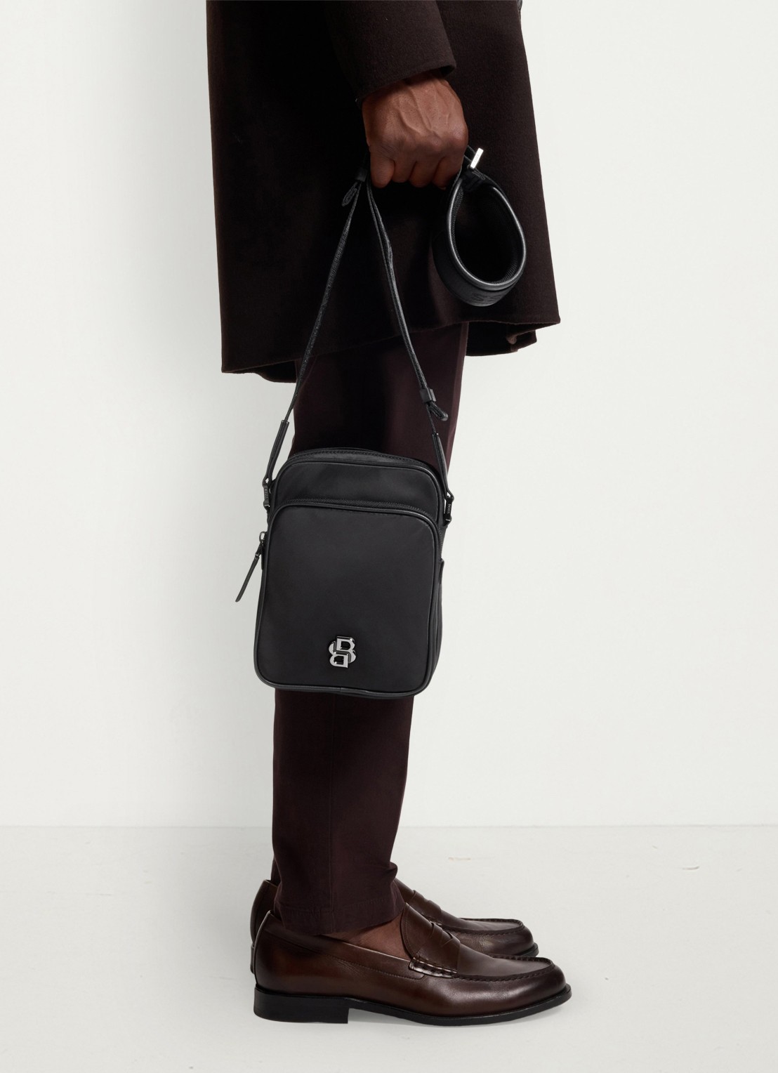 BOSS B-Icon crossbodytas met logo - voorkant 2 zwart