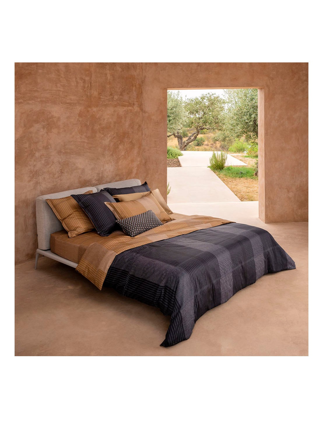 BOSS Badhanddoek - 450g/m² - 90 x 150 cm  - voorkant 3 donkerblauw