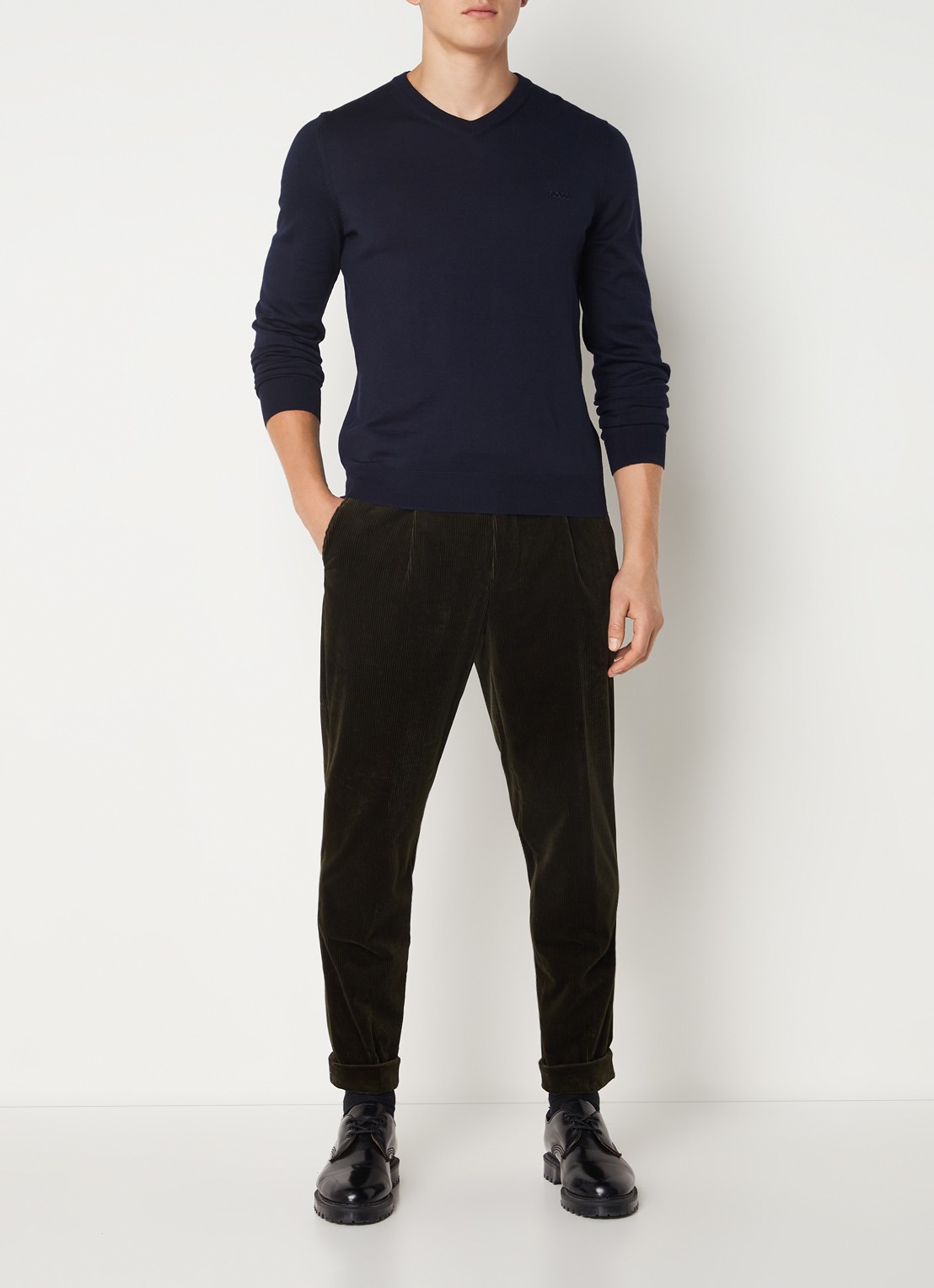 BOSS Baram fijngebreide pullover van scheerwol met V-hals - voorkant 4 blauw