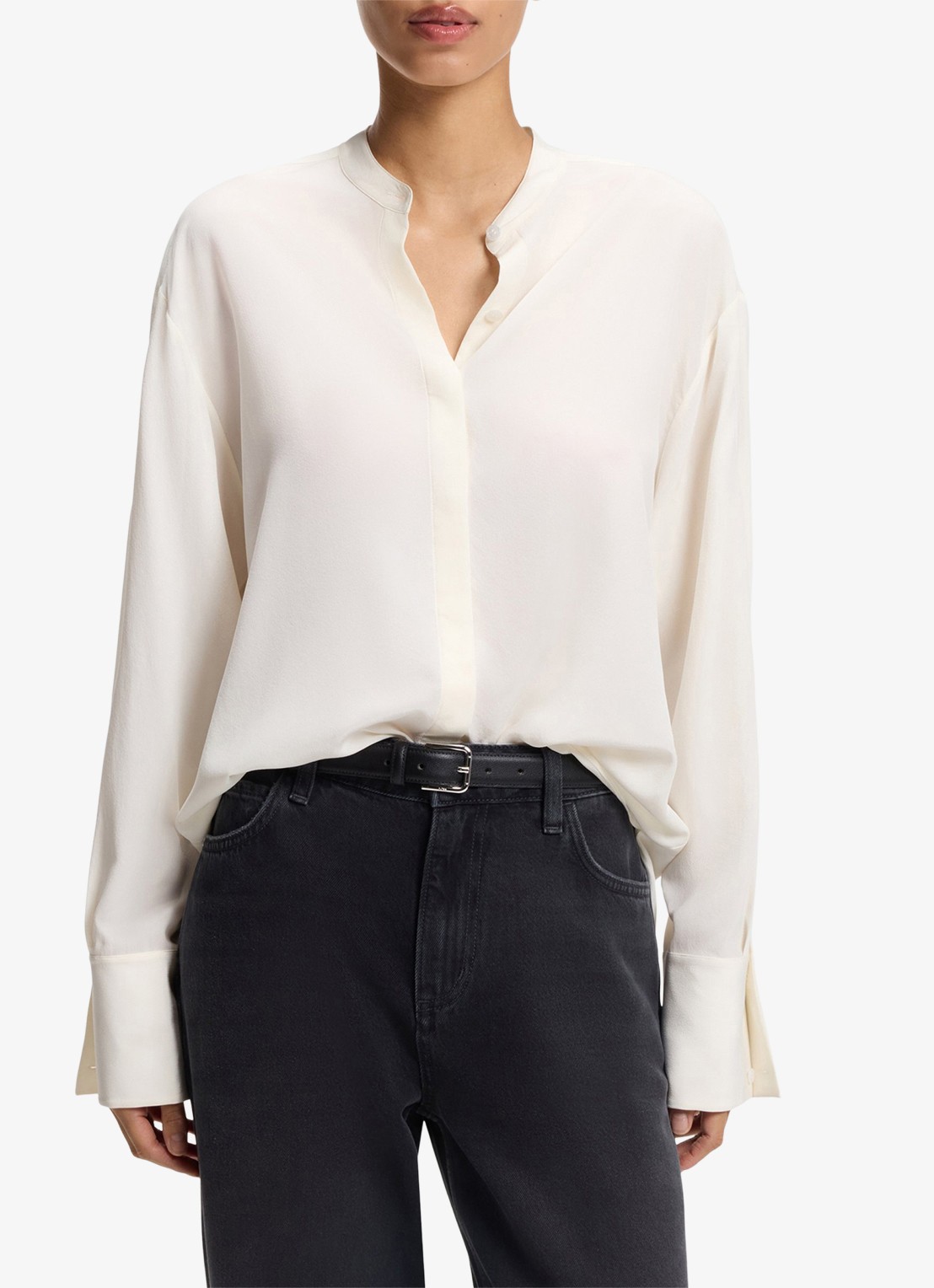 BOSS Blouse van zijde met ronde hals - detail creme