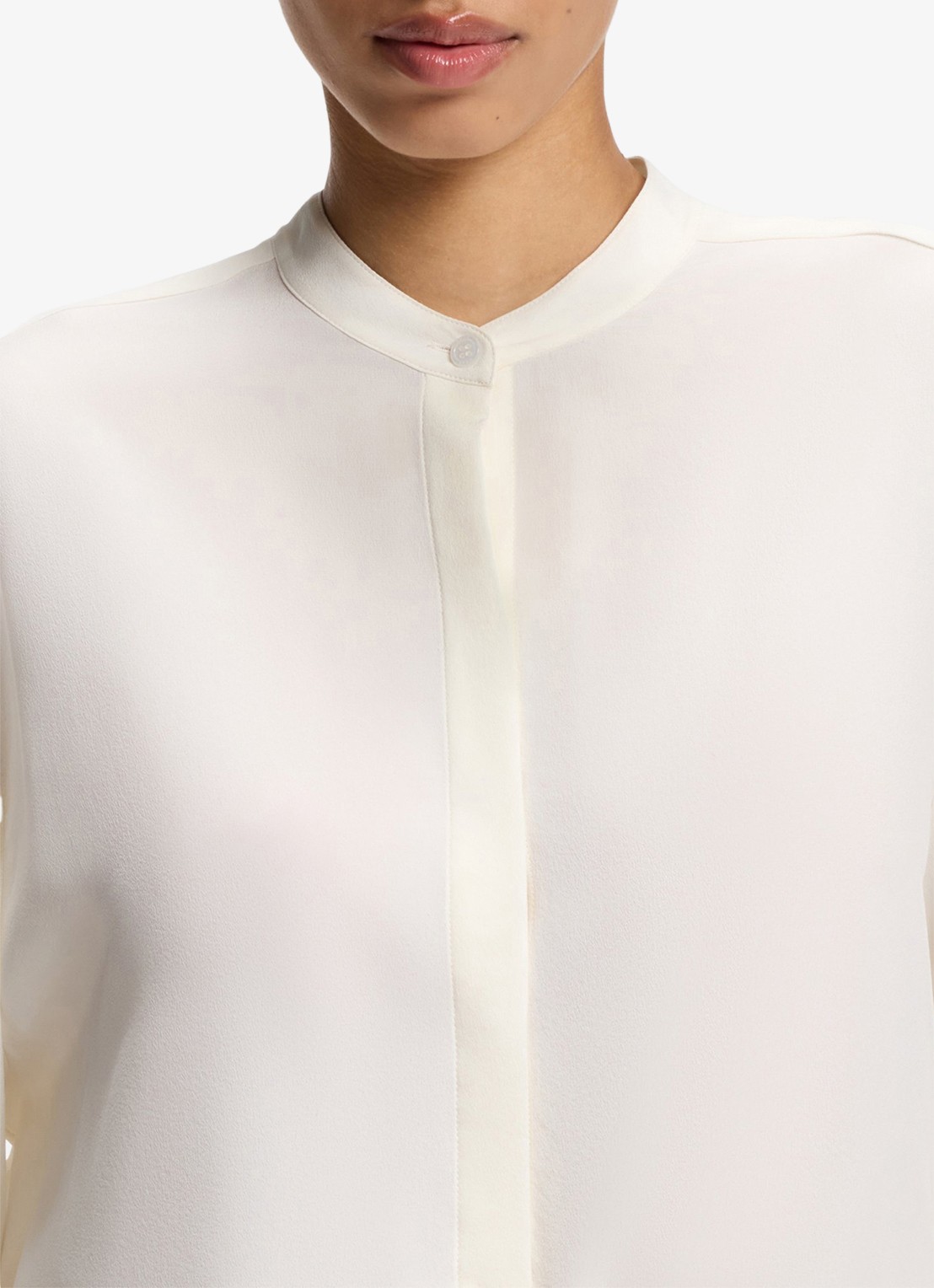BOSS Blouse van zijde met ronde hals - detail 2 creme