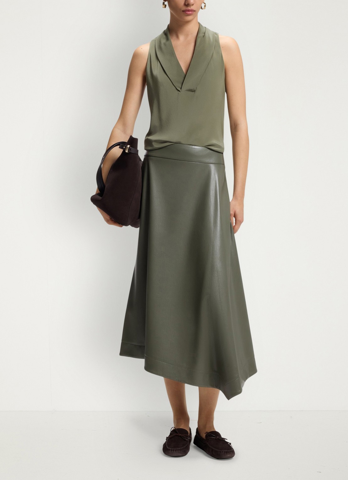 BOSS Blouse van zijde - voorkant 2 mosgroen