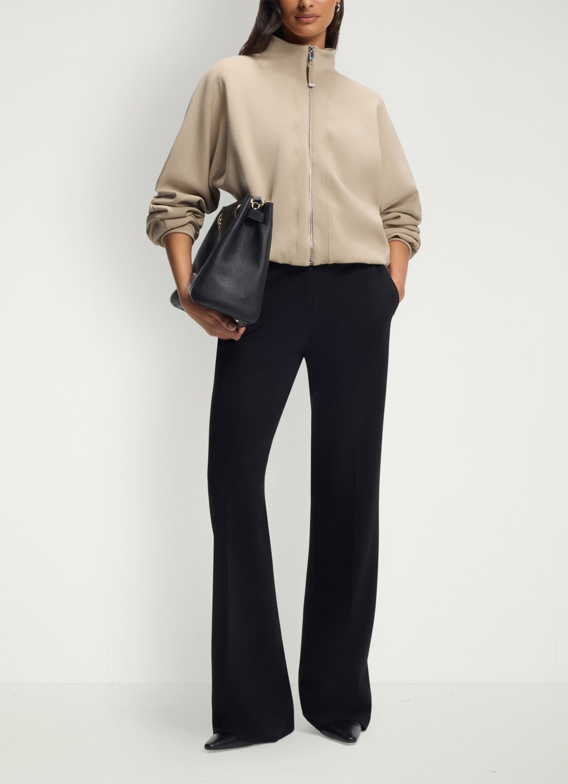 BOSS Bomberjack met opstaande kraag - voorkant 2 beige