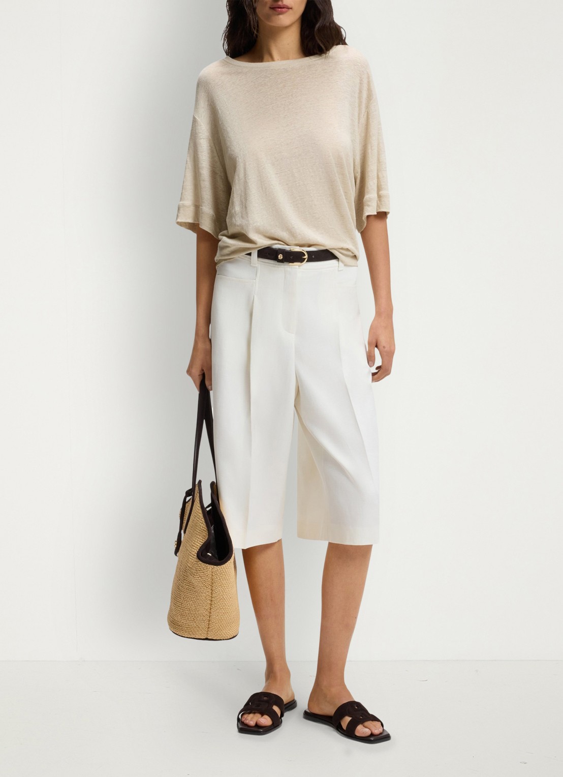 BOSS C_Emma T-shirt van linnen  - voorkant 4 open beige-287 / beige