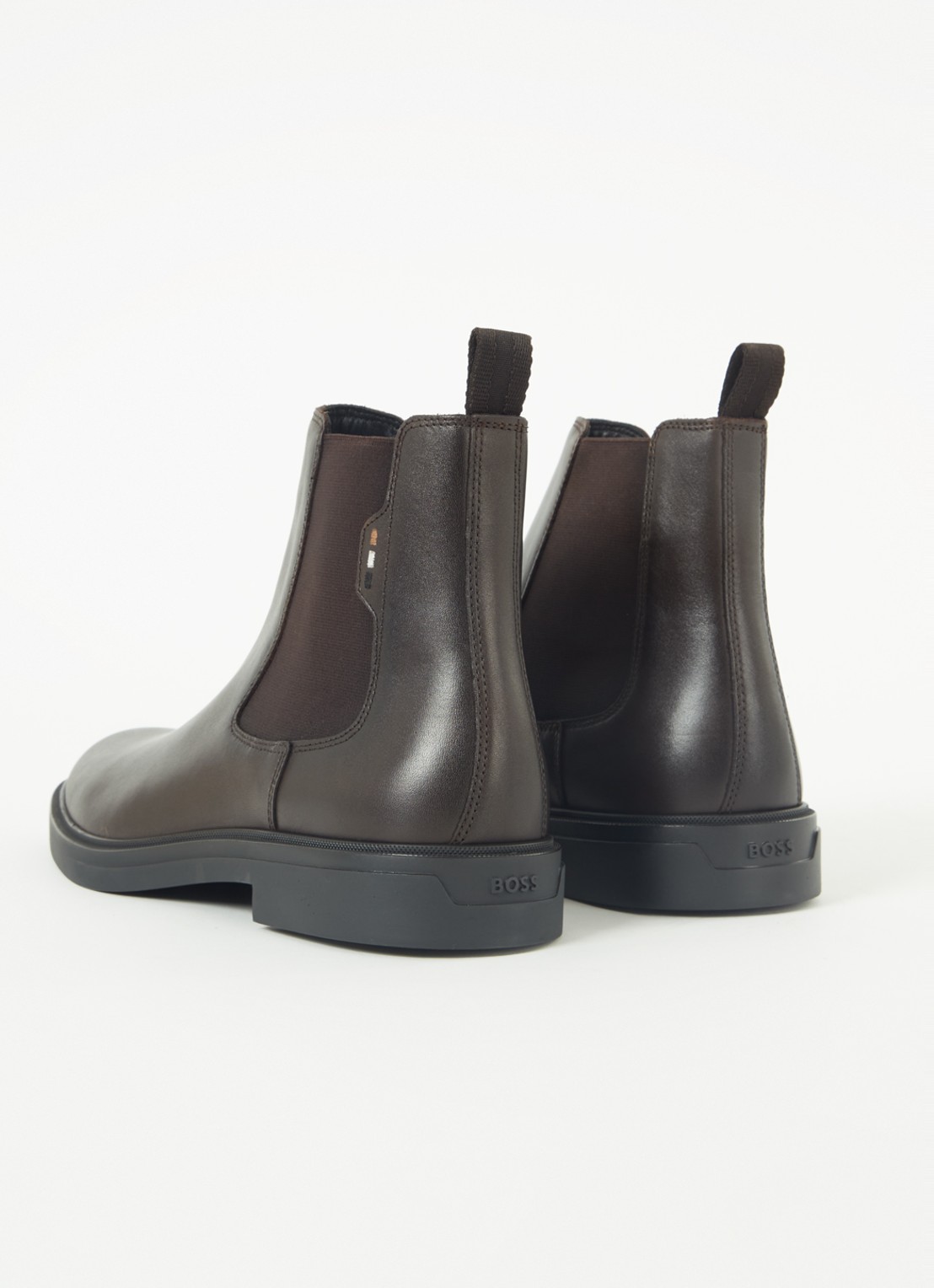 BOSS Calev chelsea boot van leer - detail 2 donkerbruin