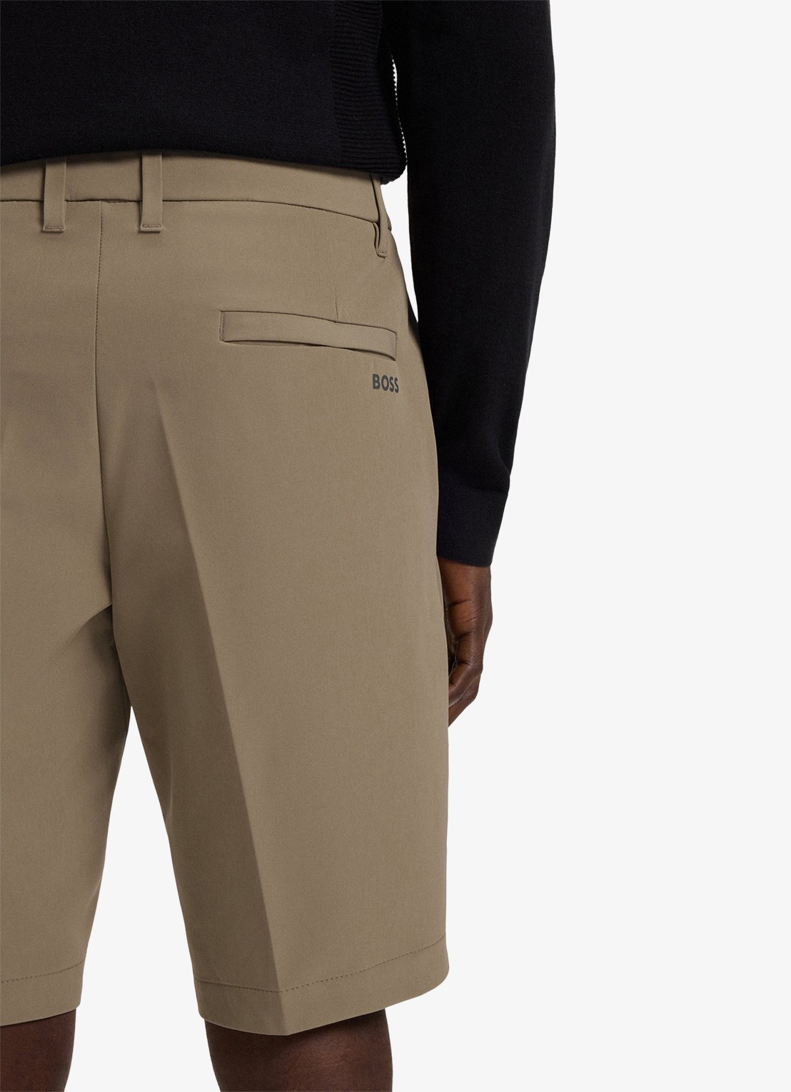 BOSS Commuter loose fit korte broek met steekzakken - detail 2 donkerbeige